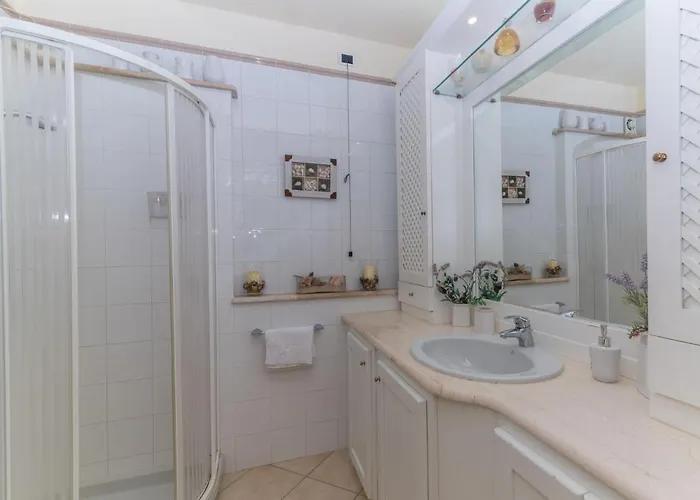 Acacia By Interhome * Casa Tamponi